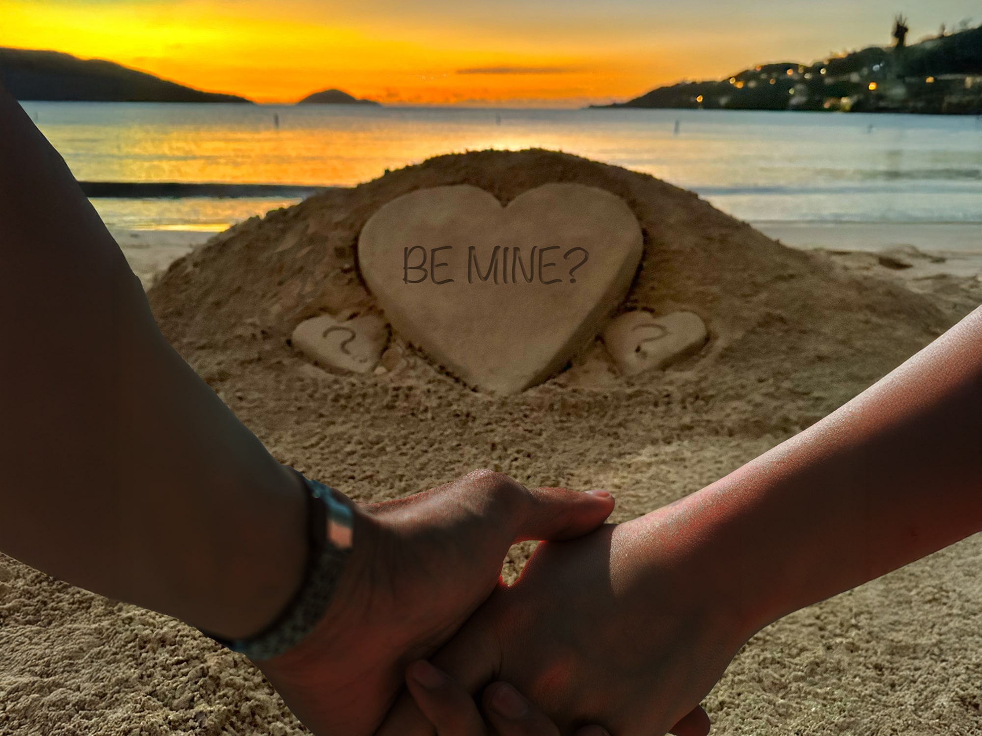 Honeymoons, Anniversary and Vow Renewal Sandcastles